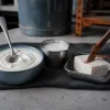 Que peut vraiment remplacer le yaourt dans une recette de cuisine du quotidien ?